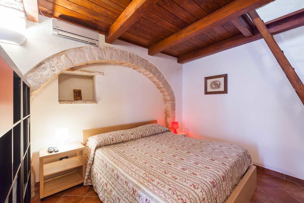 Suite San Pietro Noci Room photo